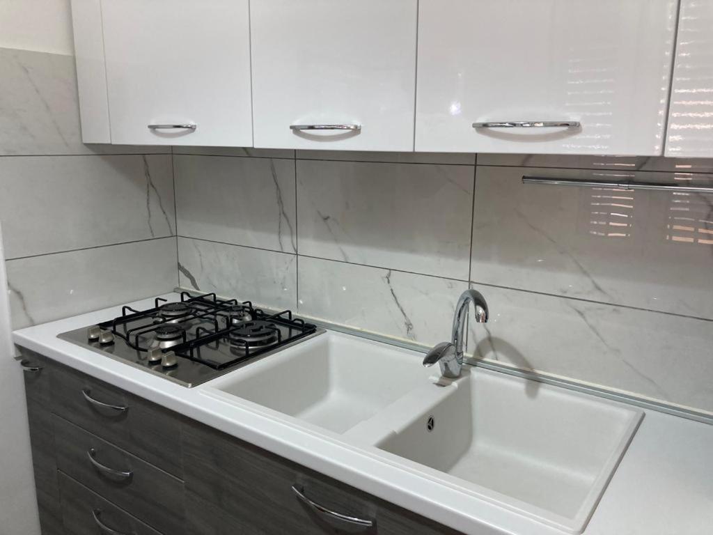 Amedeo House Apartamento Bari Exterior foto