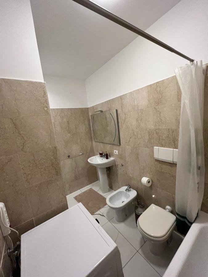 Amedeo House Apartamento Bari Exterior foto